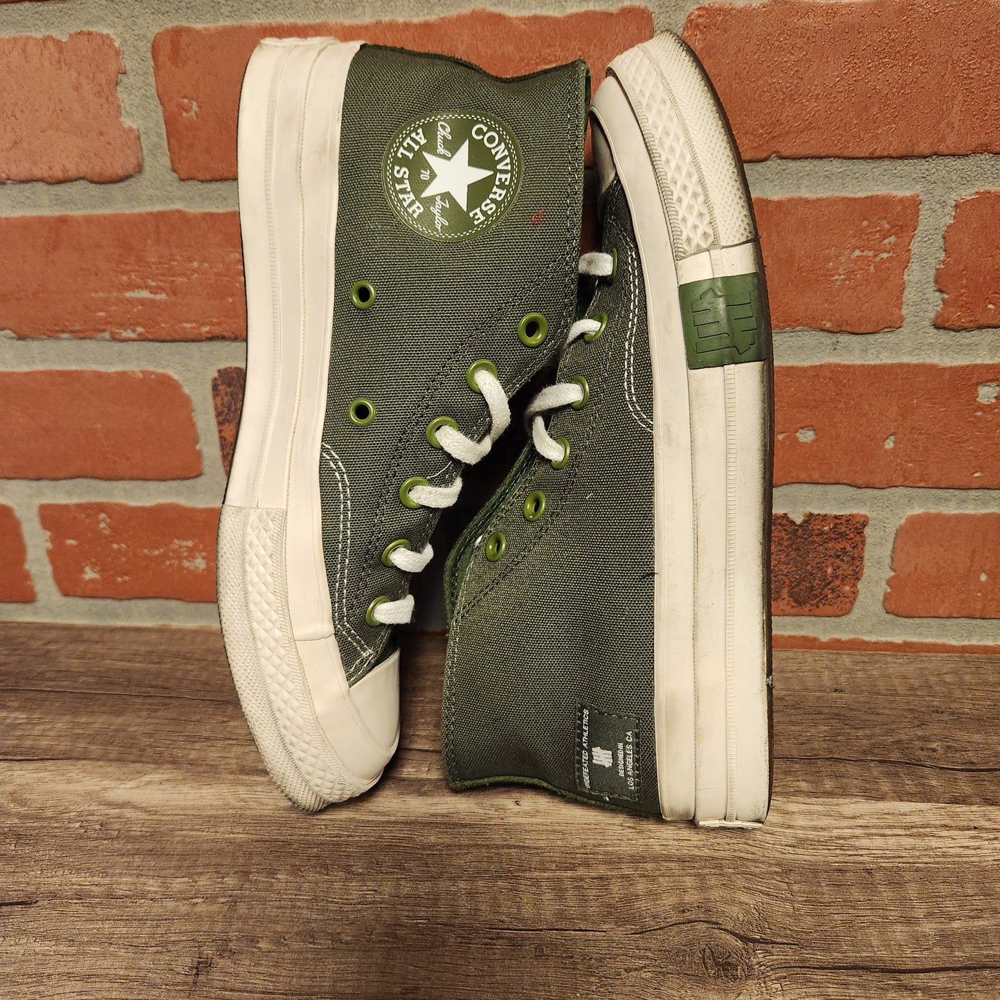 Converse Chuck 70 Mid Undefeated