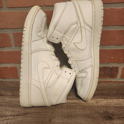 Air Jordan 1 Mid Triple White