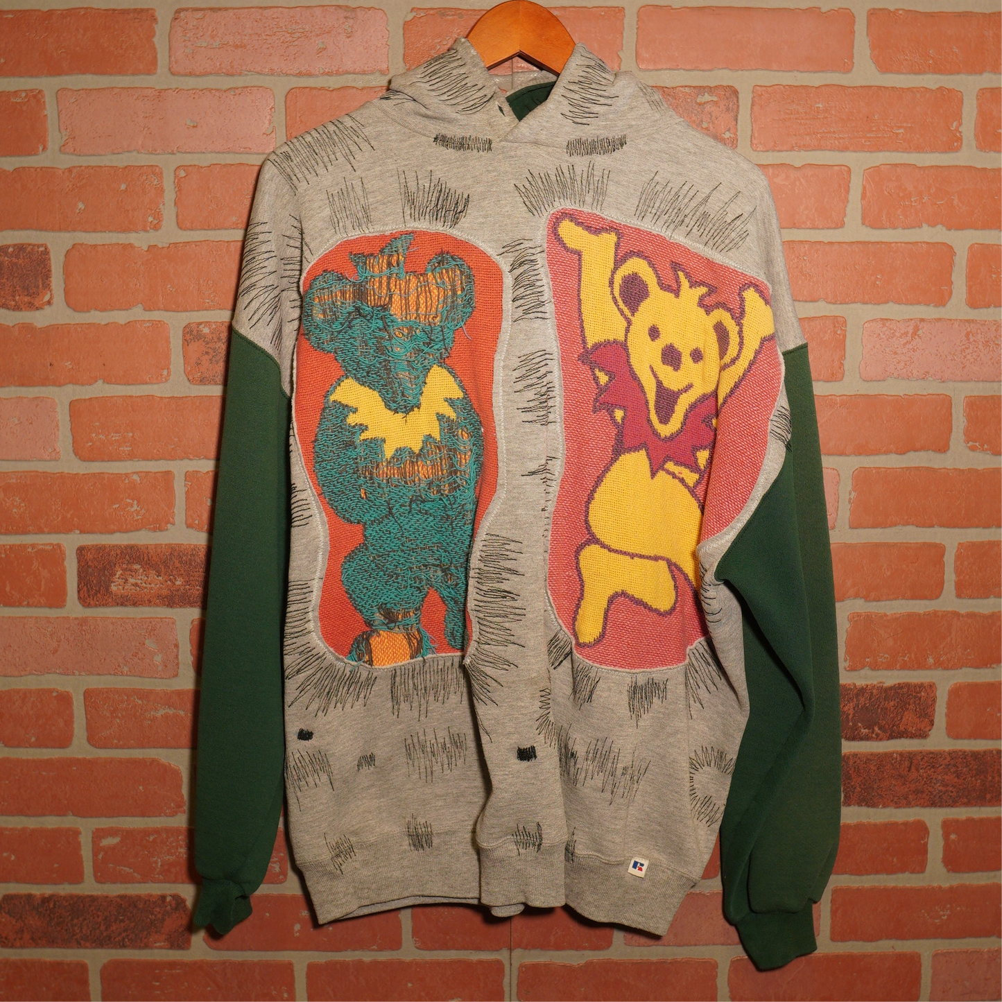 Trevs1of1 1990's Grateful Dead Dancing BearsGrey/Green Russell Hoodie