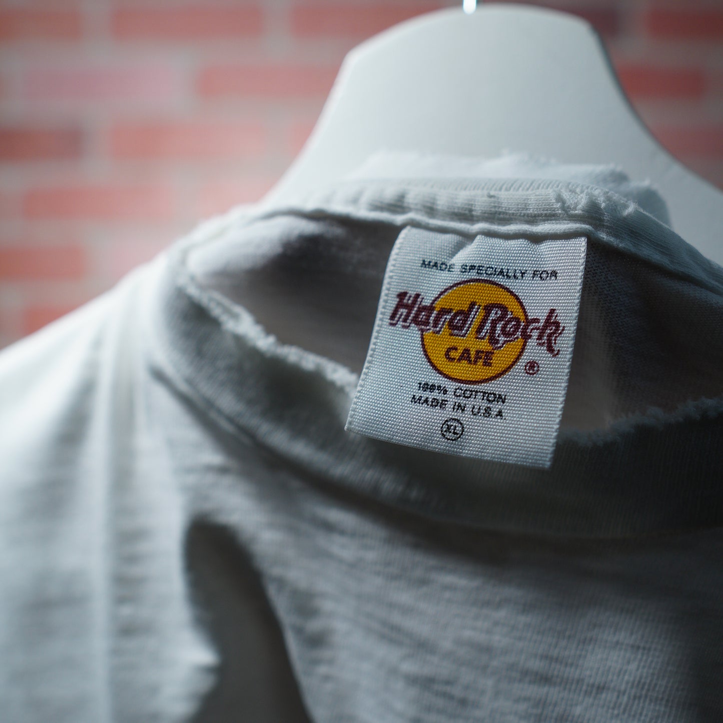 VTG Hard Rock Cafe Aspen Restaurant Tee Yesterday's Fits