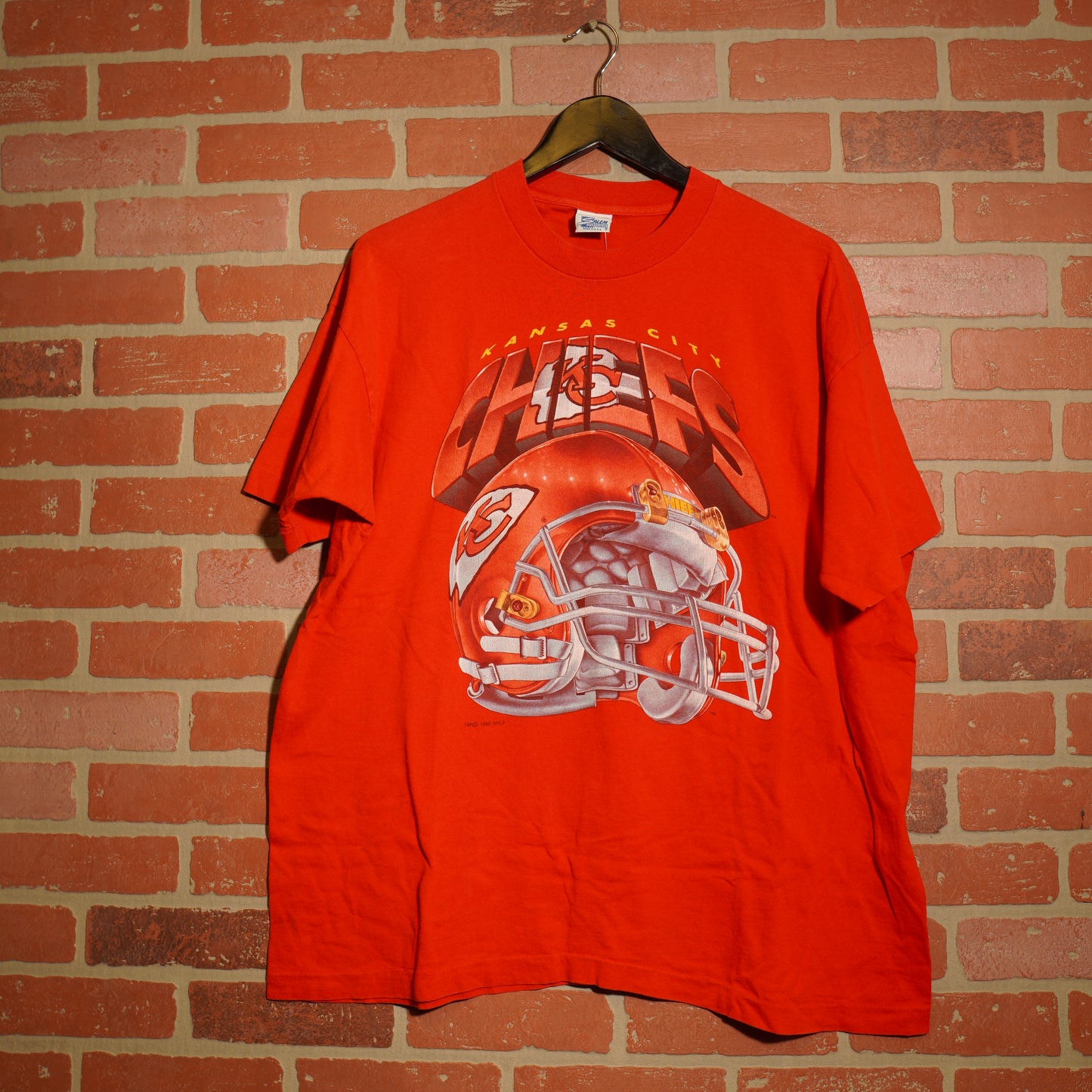 VTG 1995 NFL Kansas City Chiefs Helmet Tee