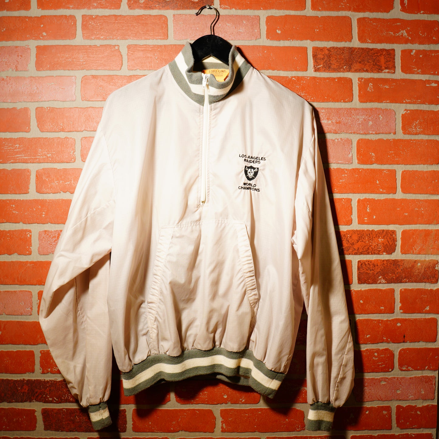 VTG NFL Los Angeles Raiders World Champs Grey Windbreaker Jacket