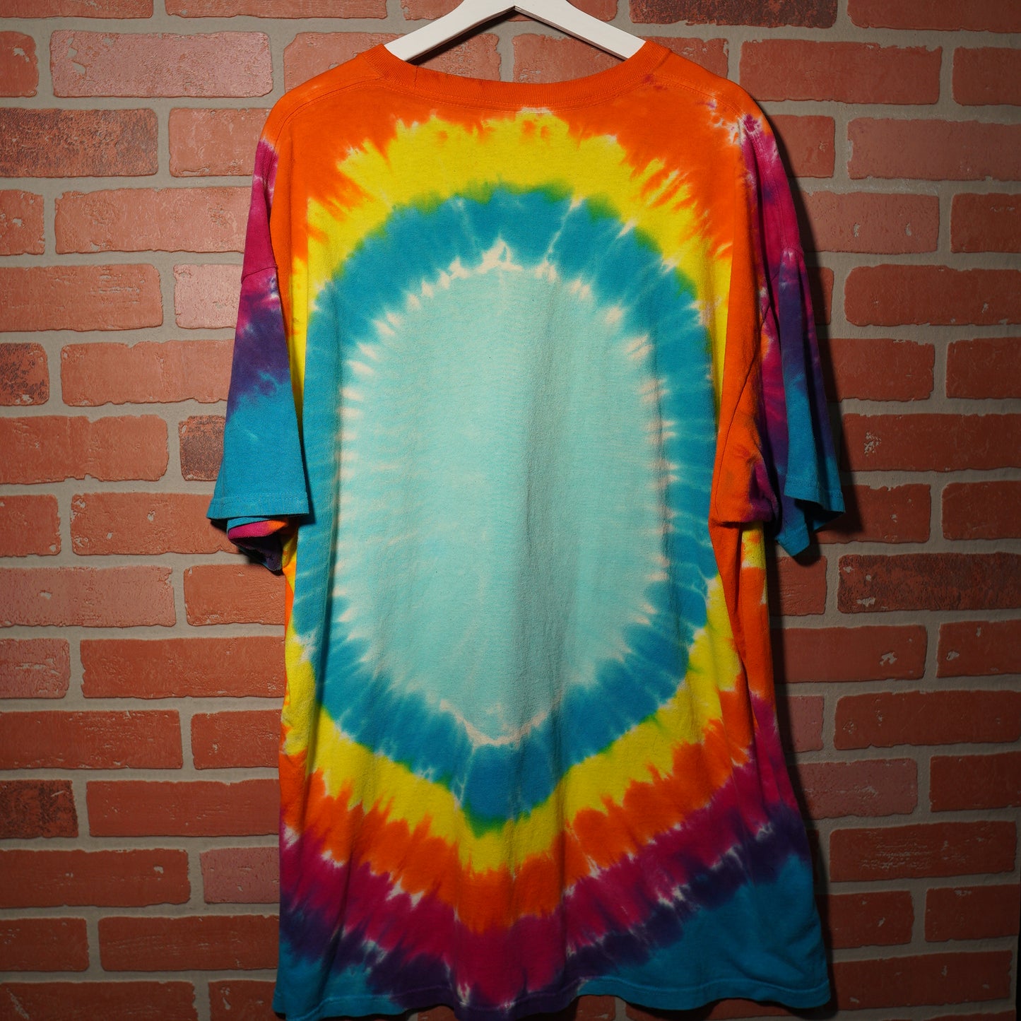 Grateful Dead Tie-Day Skull Band Tee