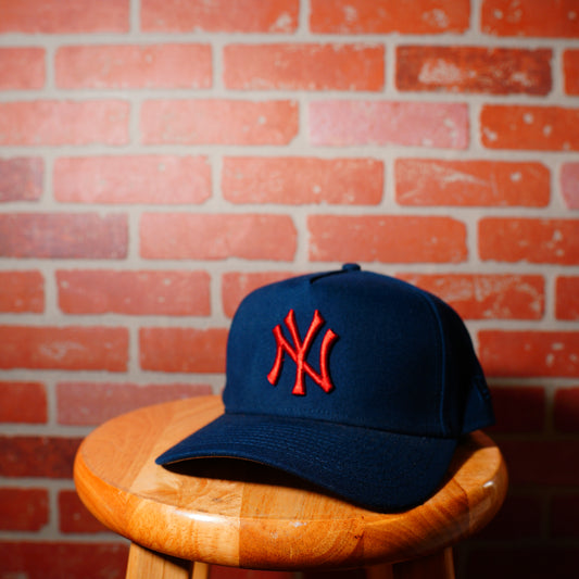 New Era MLB New York Yankees World Series 2000 Patch Snapback Hat