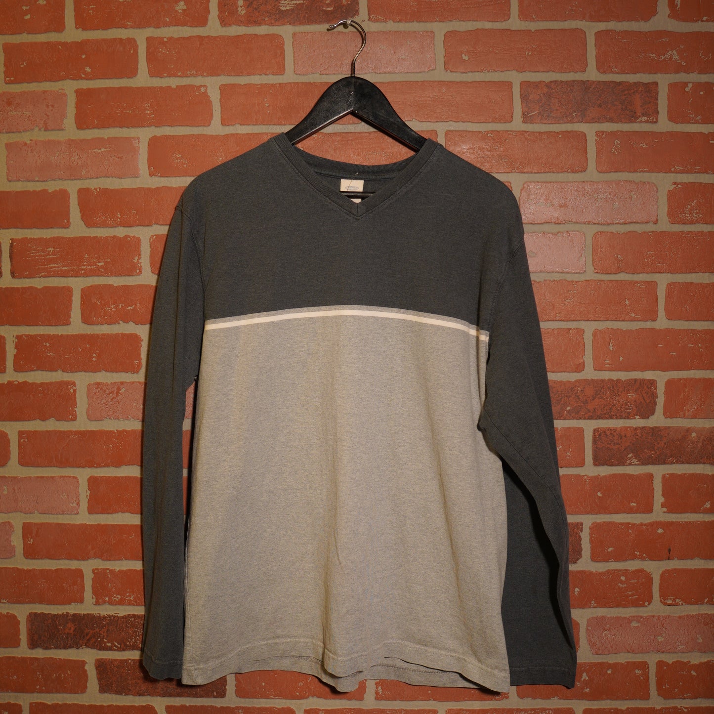 VTG Y2K Old Navy L/S Two-Tone Tee