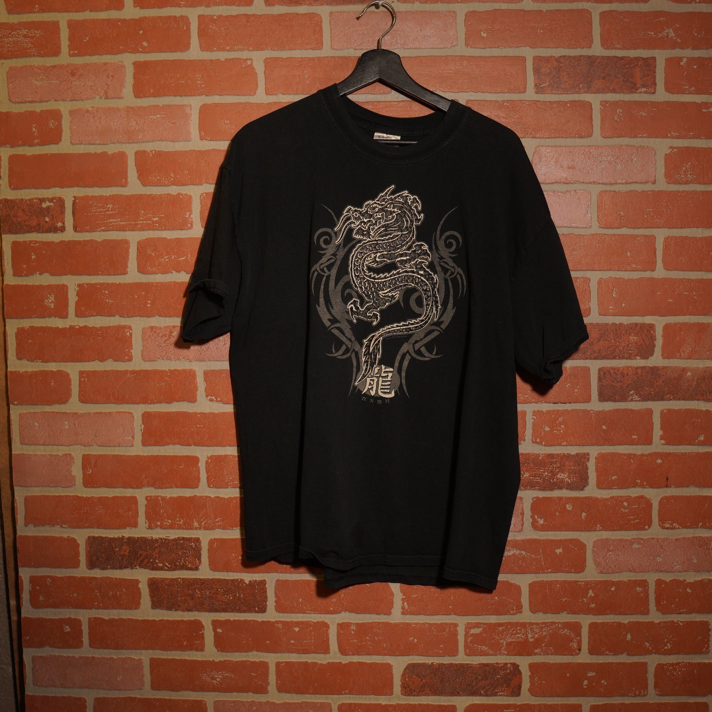 VTG Y2K Puff Print Glitter Dragon Tee