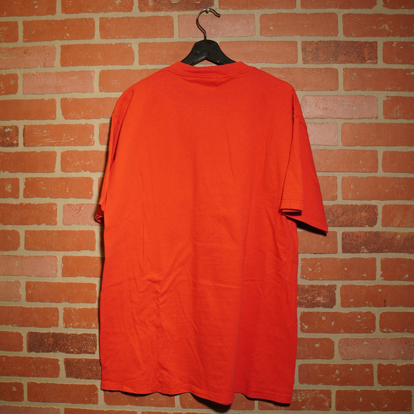 VTG Winnie The Pooh Bees Pocket Tee