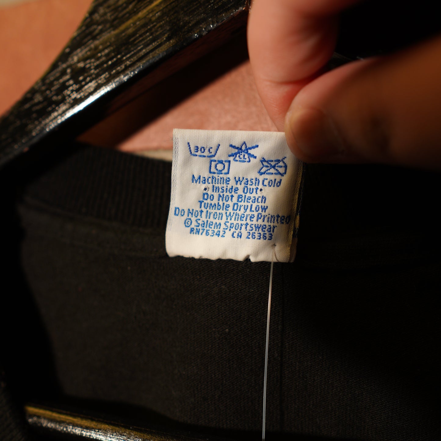 VTG NHL Chicago Blackhawks Logo Tee