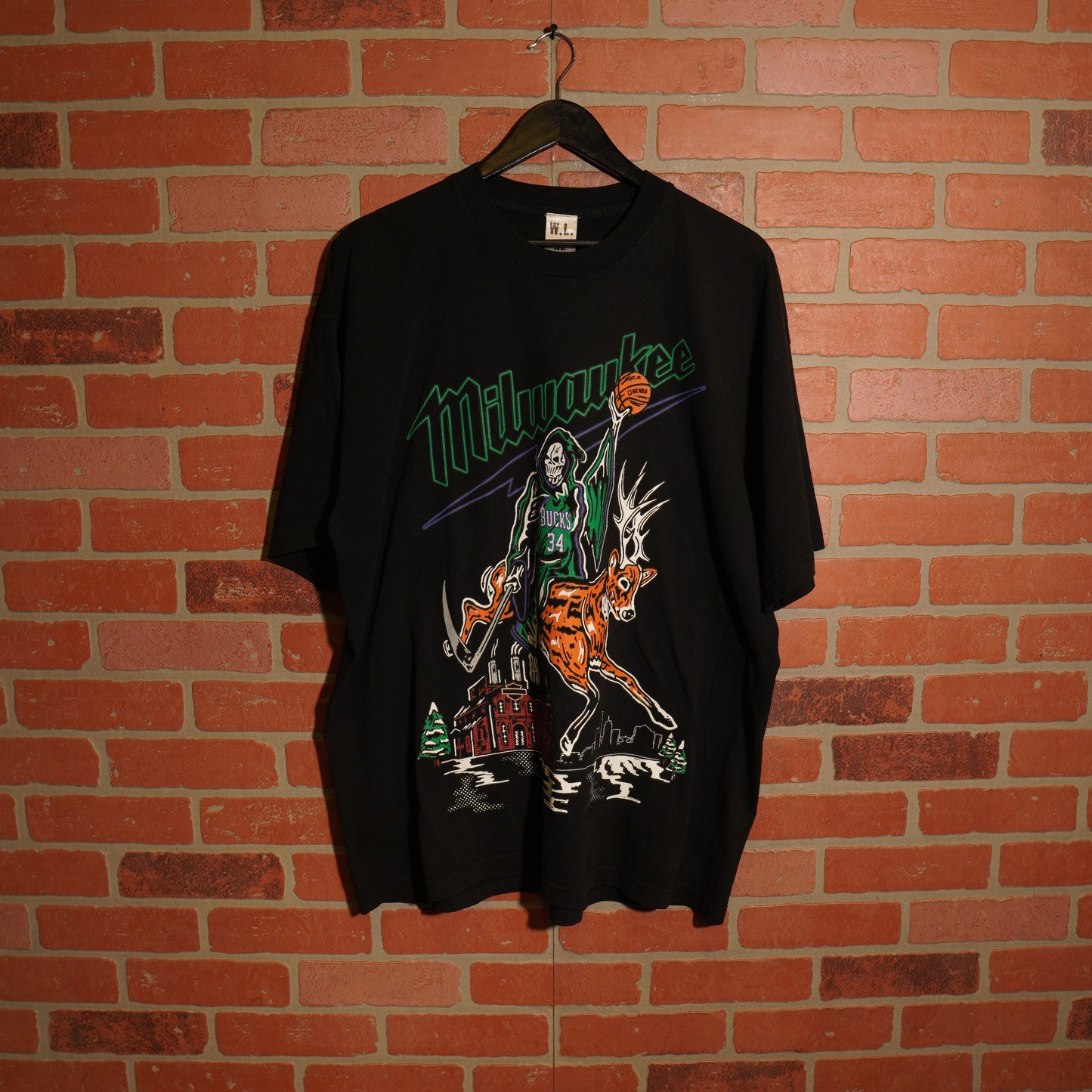 Warren Lotas NBA Milwaukee Bucks Tee