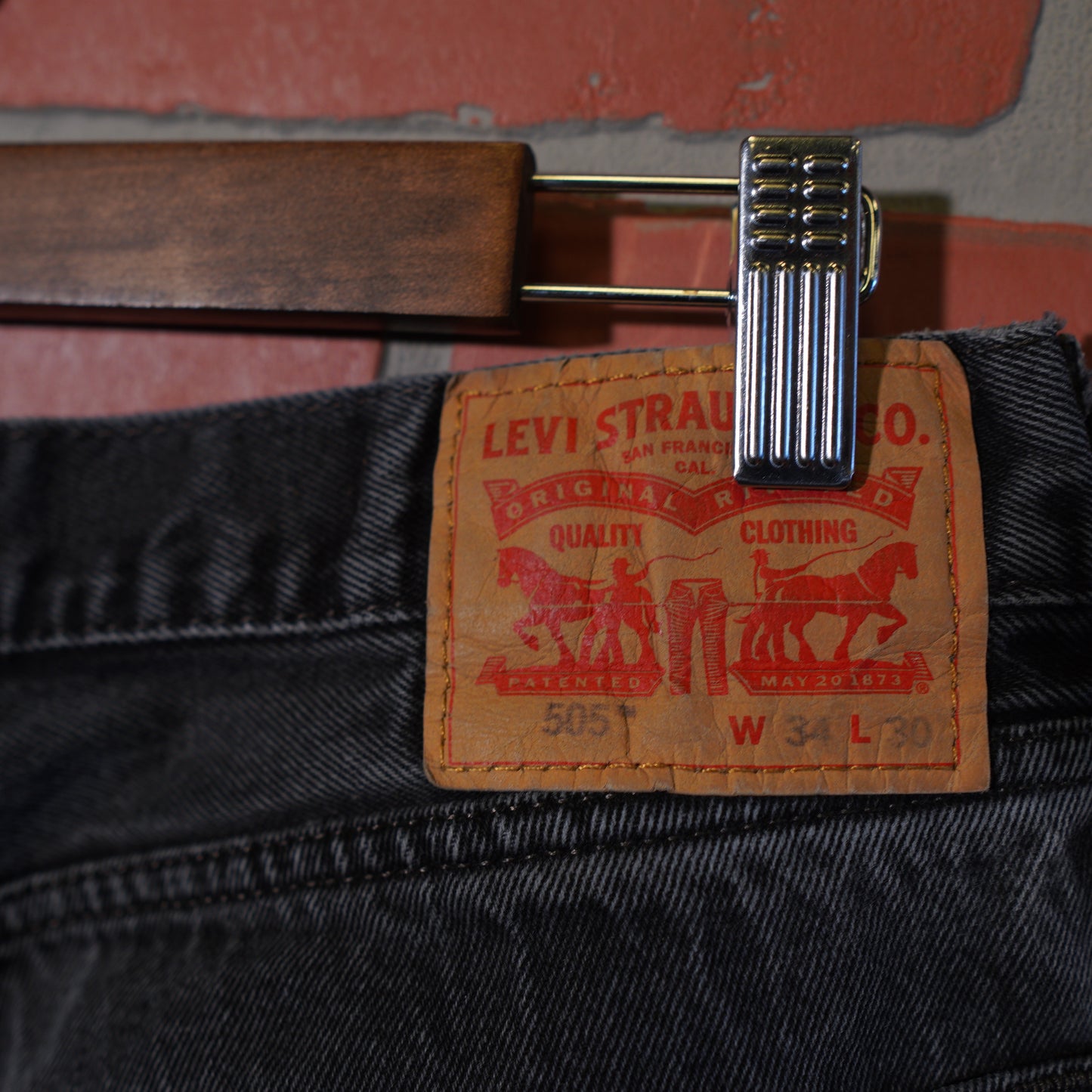 VTG Levis 505 Black Denim Jeans