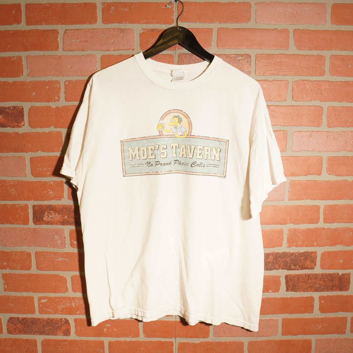 VTG Simpsons Moe's Tavern Tee