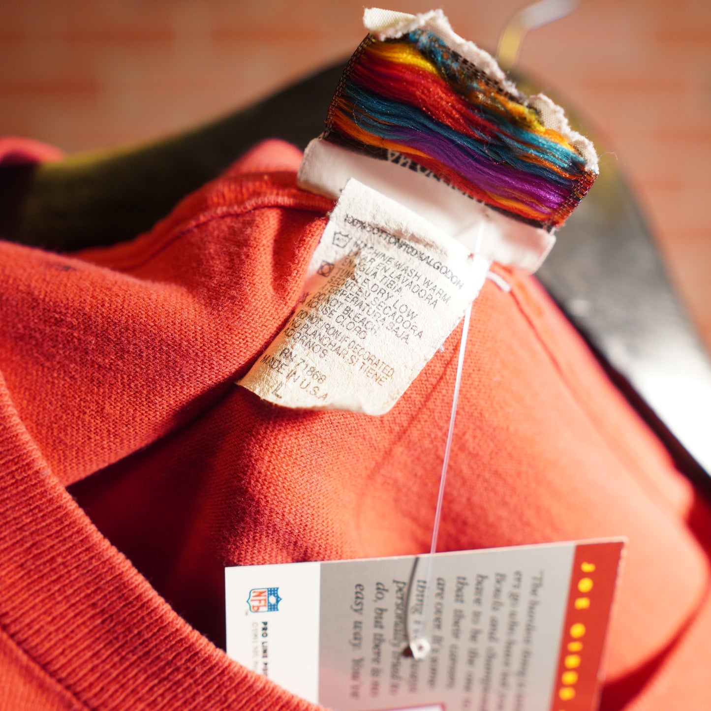 VTG Looney Tunes Tweety Bird & Sylvester Red Tee