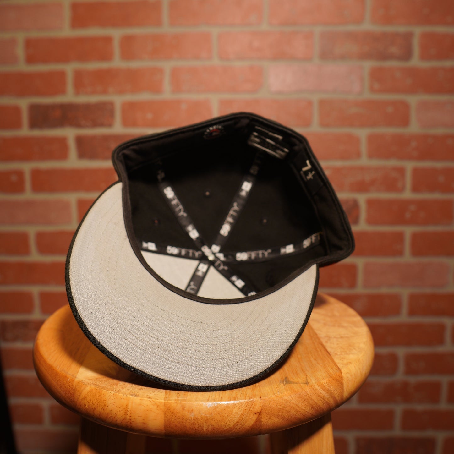 MLB Los Angeles Dodgers Gradient Logo Fitted Hat