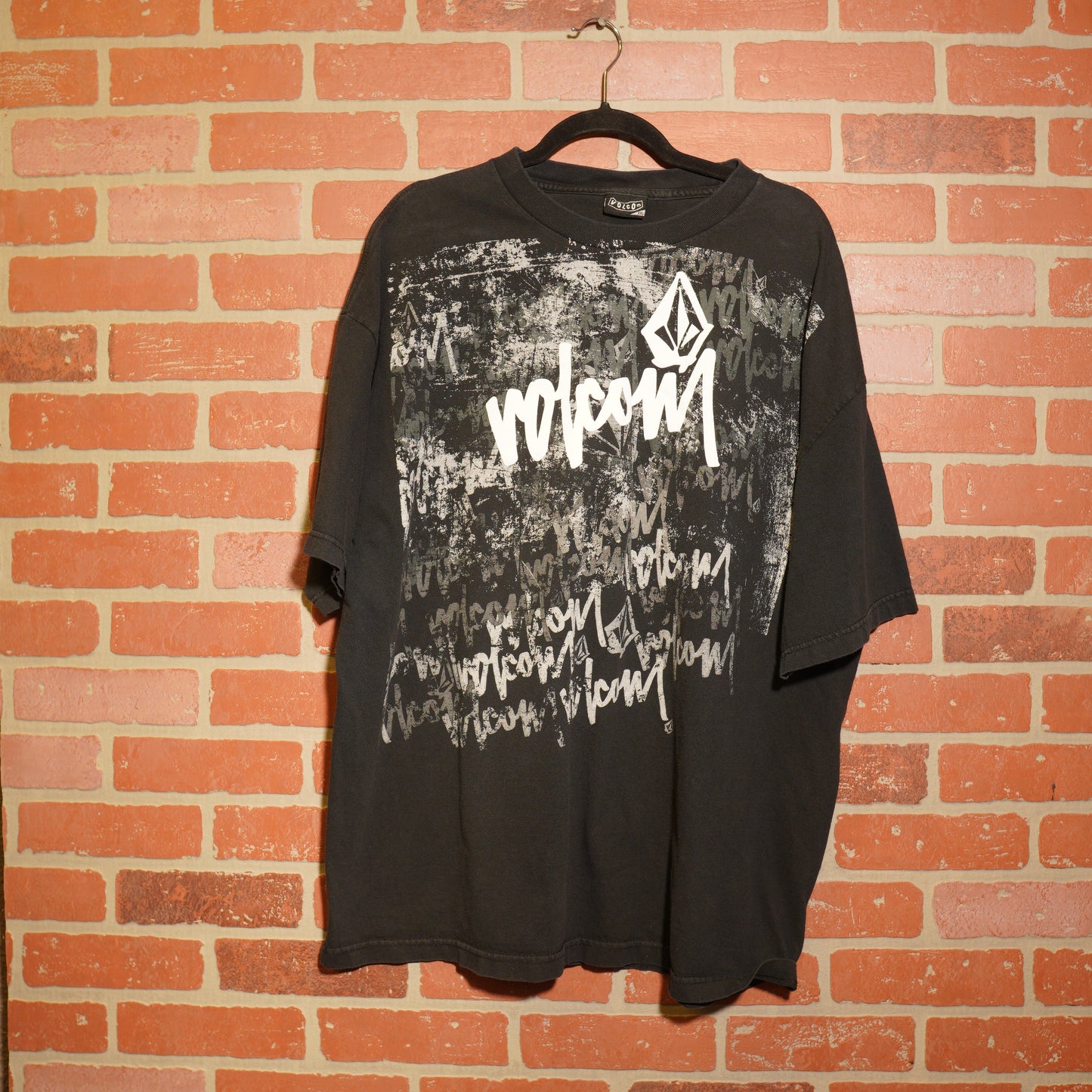 VTG Y2K Volcom Tee