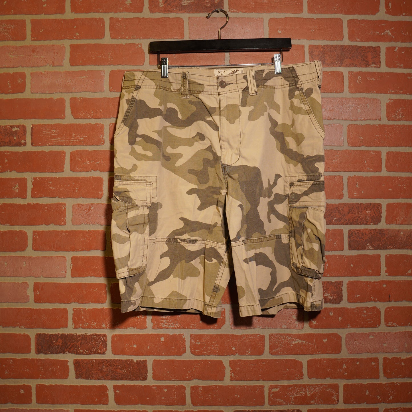 VTG Arizona Jeans Company Camo Cargo Shorts