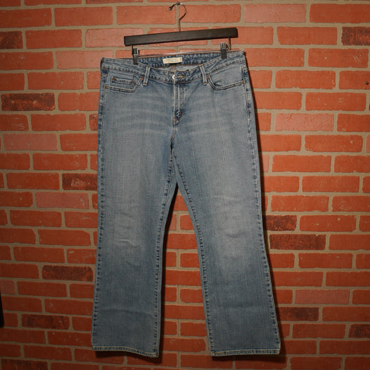 VTG Levis 545 Boot Cut Jeans