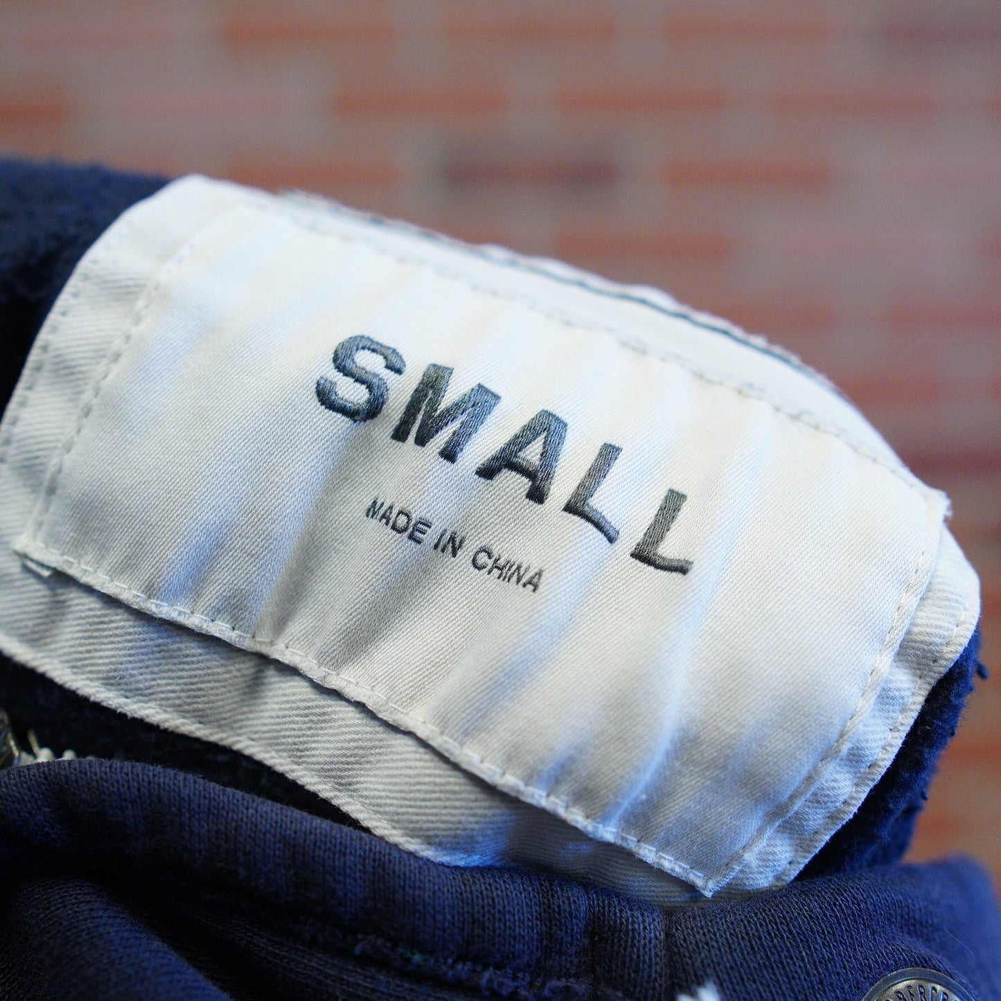 Abercrombie & Fitch Zip-Up Navy Hoodie (34)