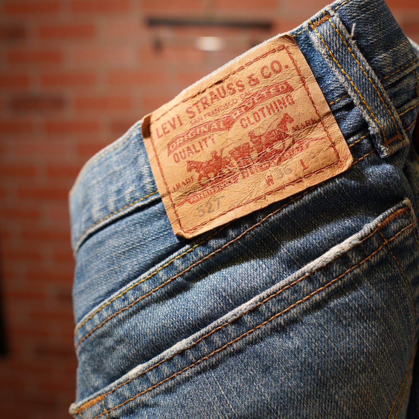 VTG Levis 527 Blue Denim Jeans