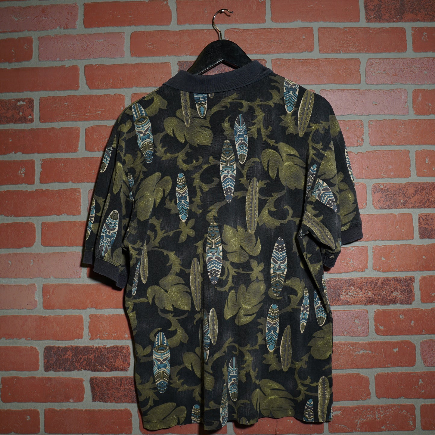 VTG Island Heads Polo Shirt (37)