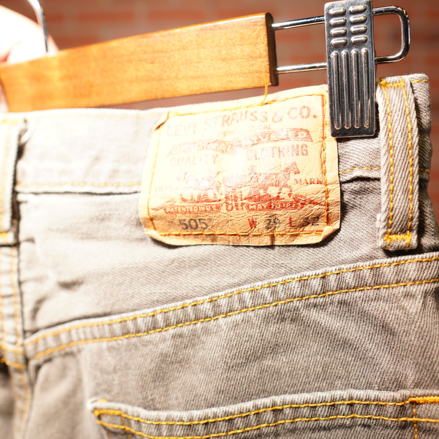 VTG Levis 505 Grey Denim Jeans