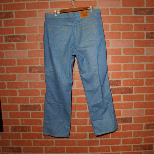 VTG Levis Signature Action Jeans