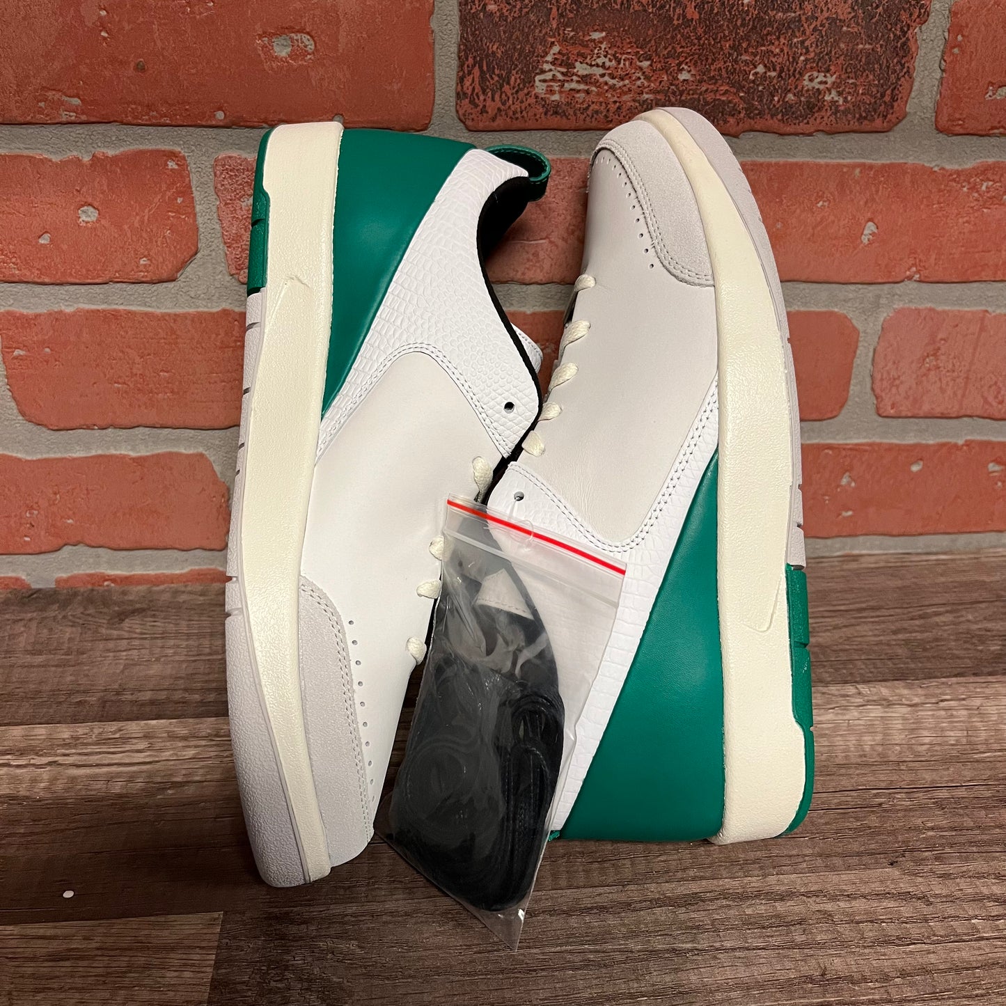 DS WMNS Air Jordan 2 Nina Chanel Abney