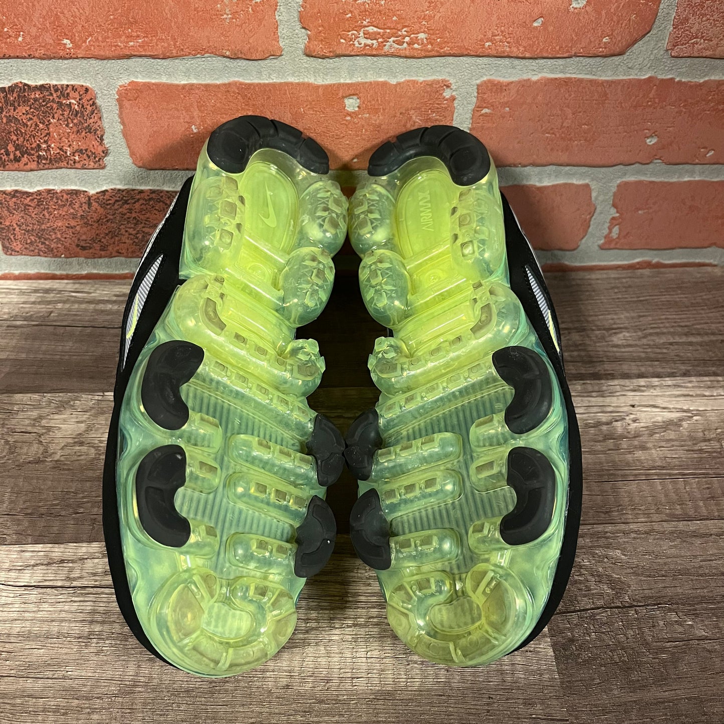 Nike Air Vapormax 97 Neon