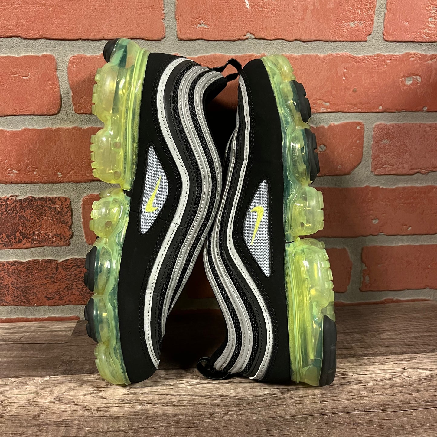 Nike Air Vapormax 97 Neon