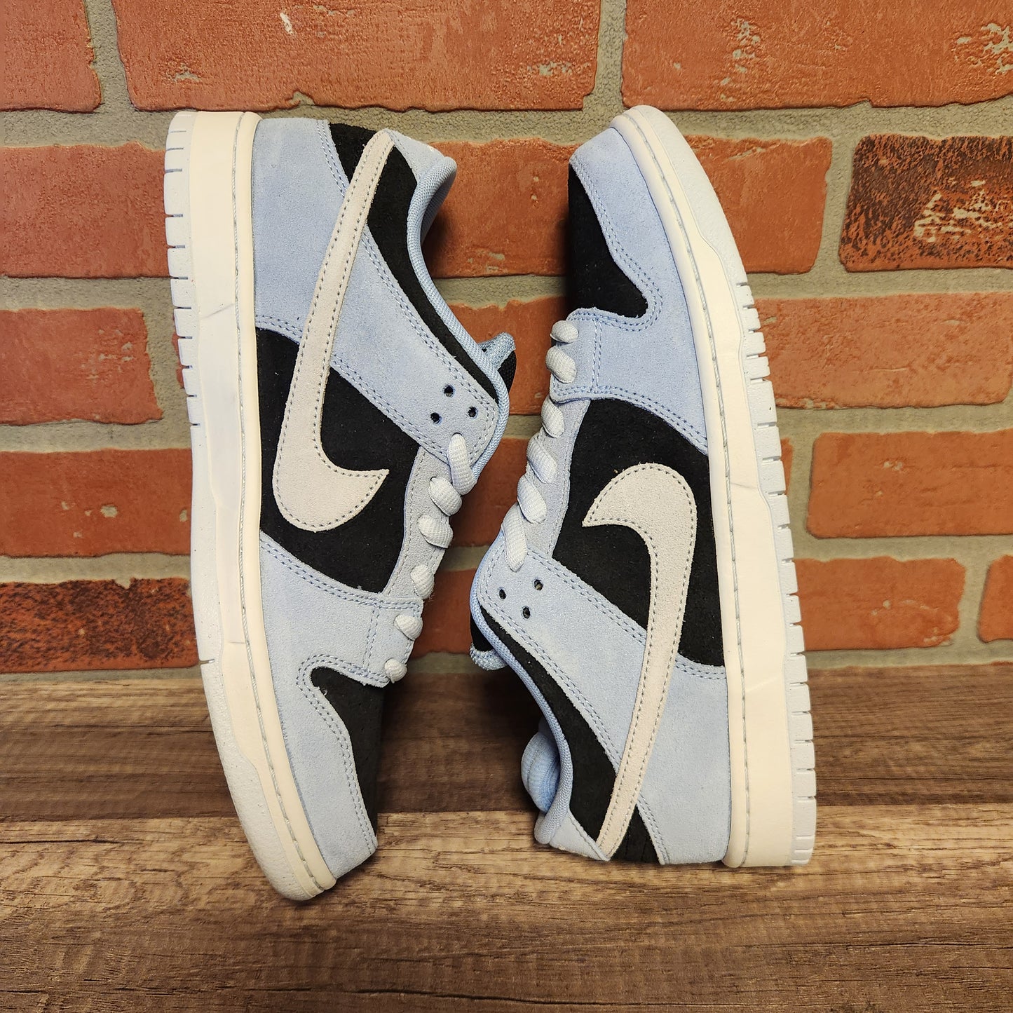 DS Nike Dunk Low Black Aluminum