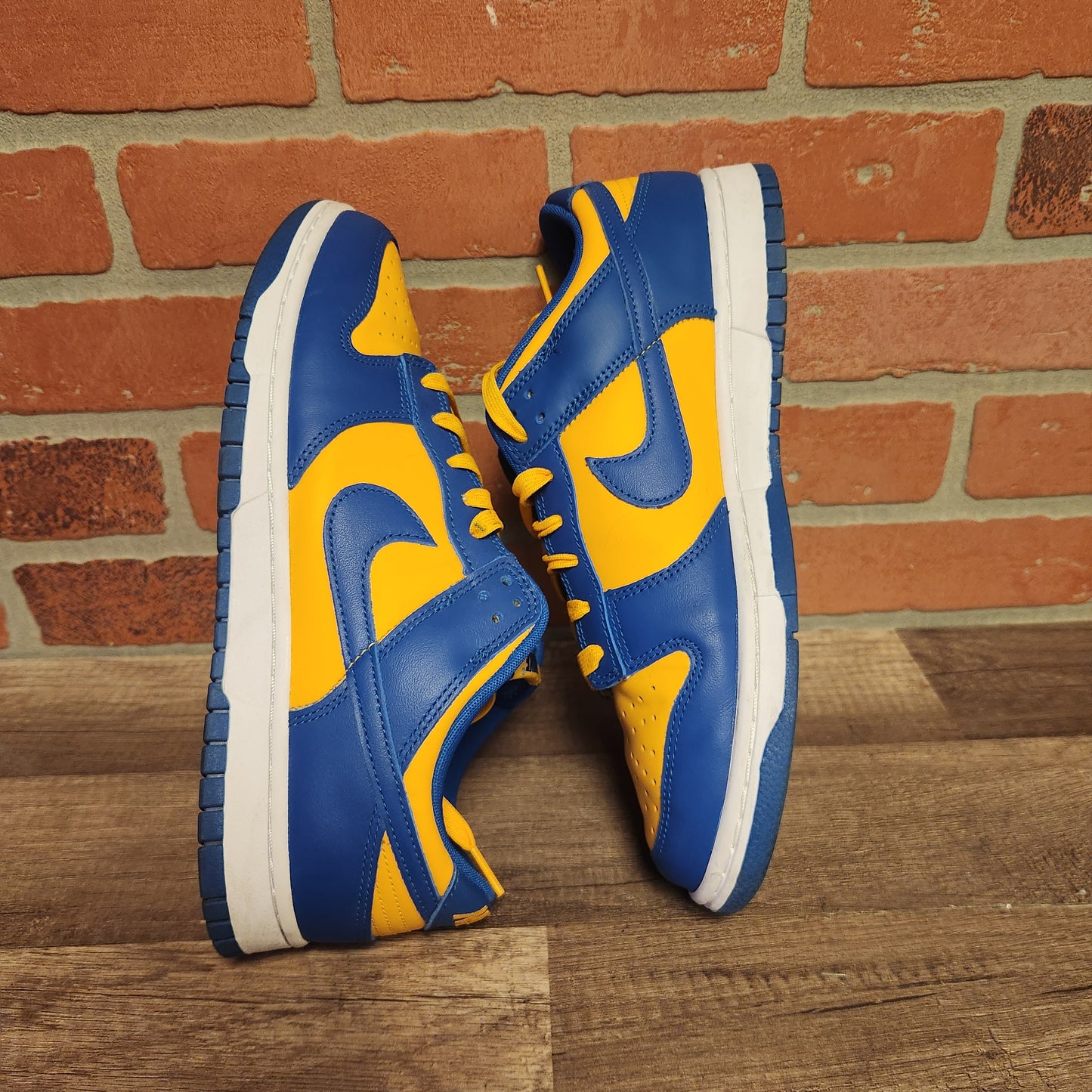 Nike Dunk Low UCLA