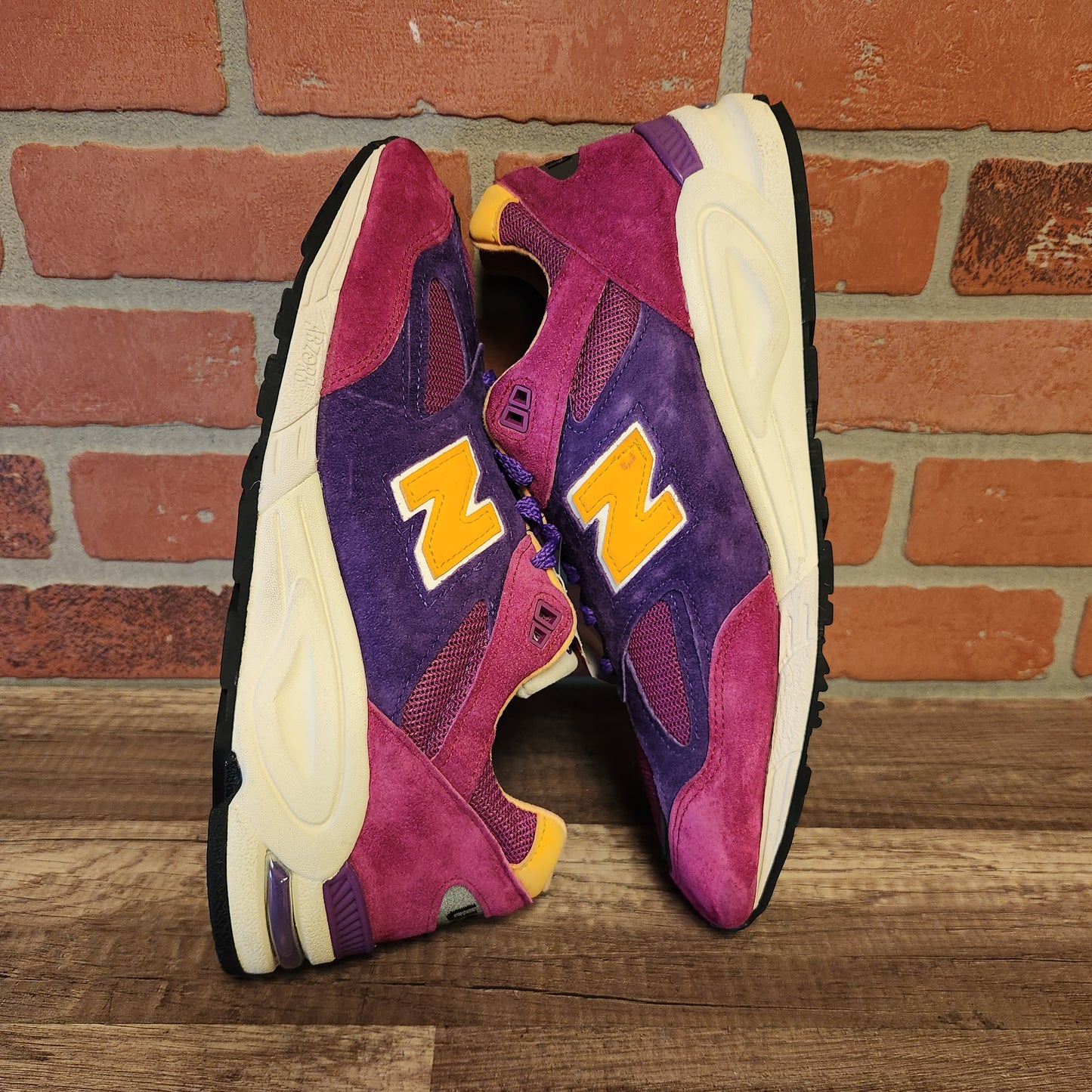 DS New Balance 990v2 Purple Yellow