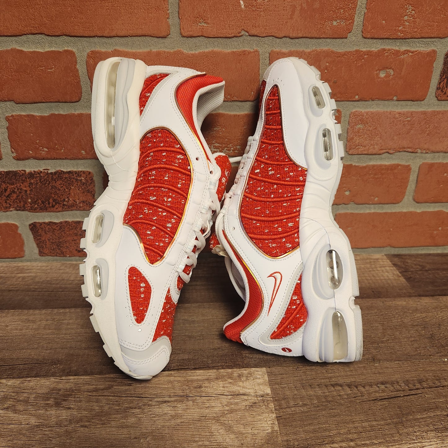 Nike Air Max Tailwind 4 Supreme