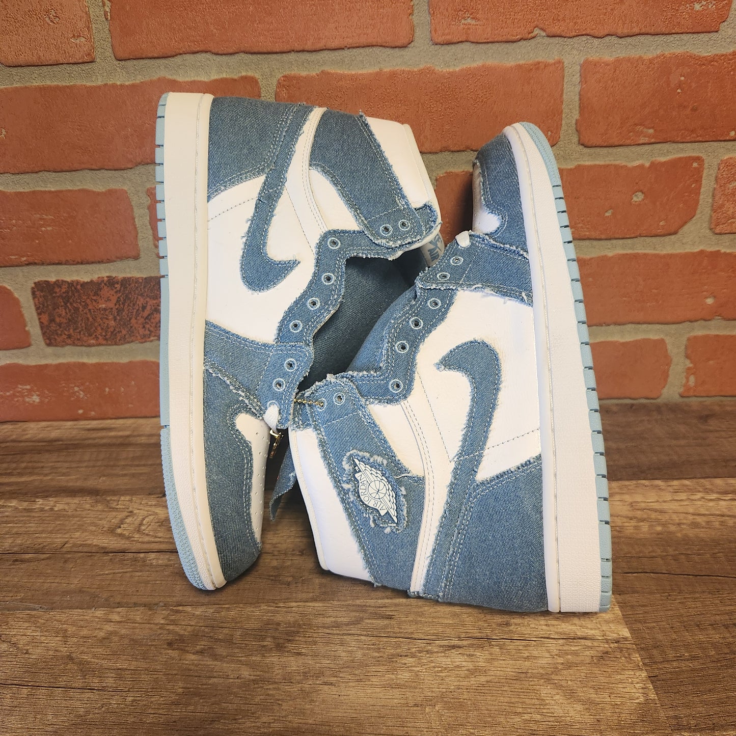 DS WMNS Air Jordan 1 High Denim