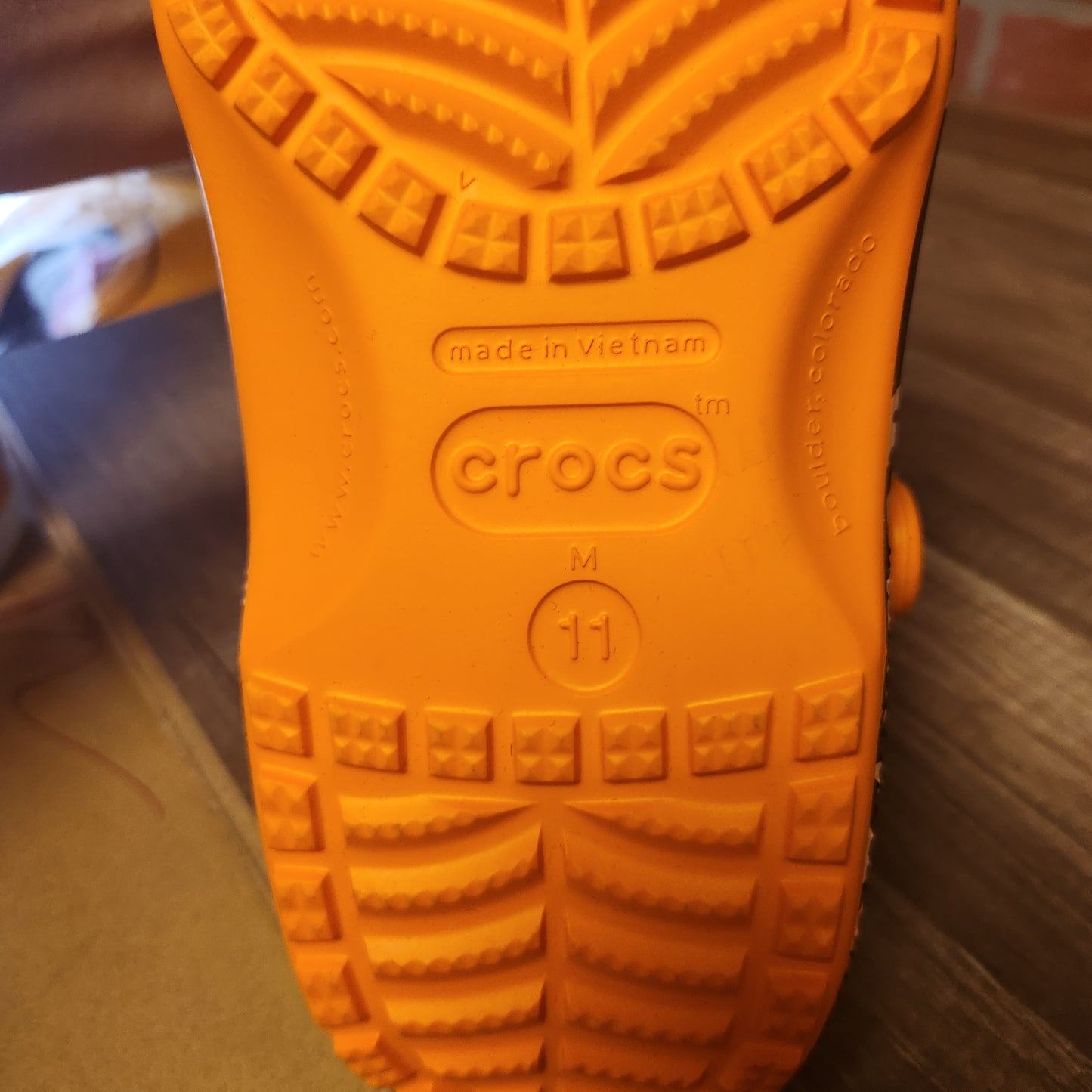 DS Crocs Classic CLOG Chinatown Market
