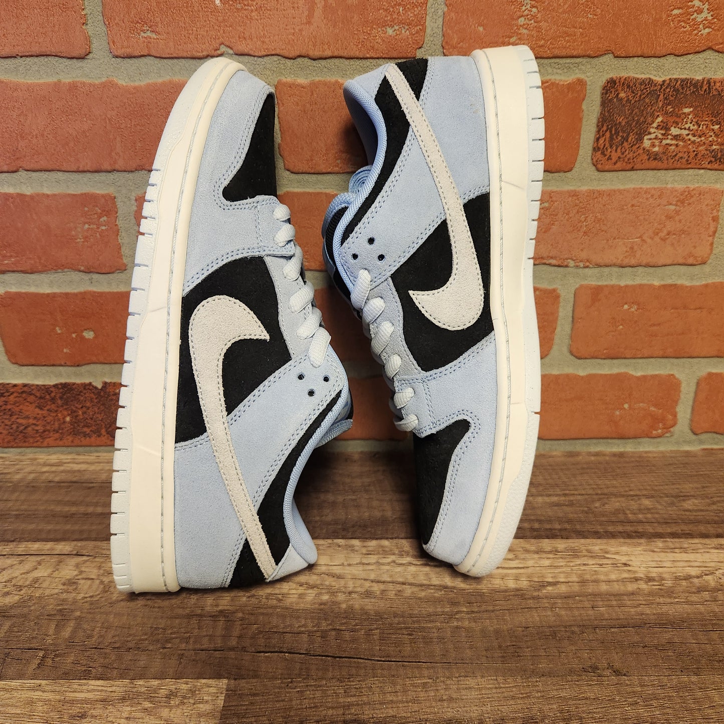 DS Nike Dunk Low Black Aluminum