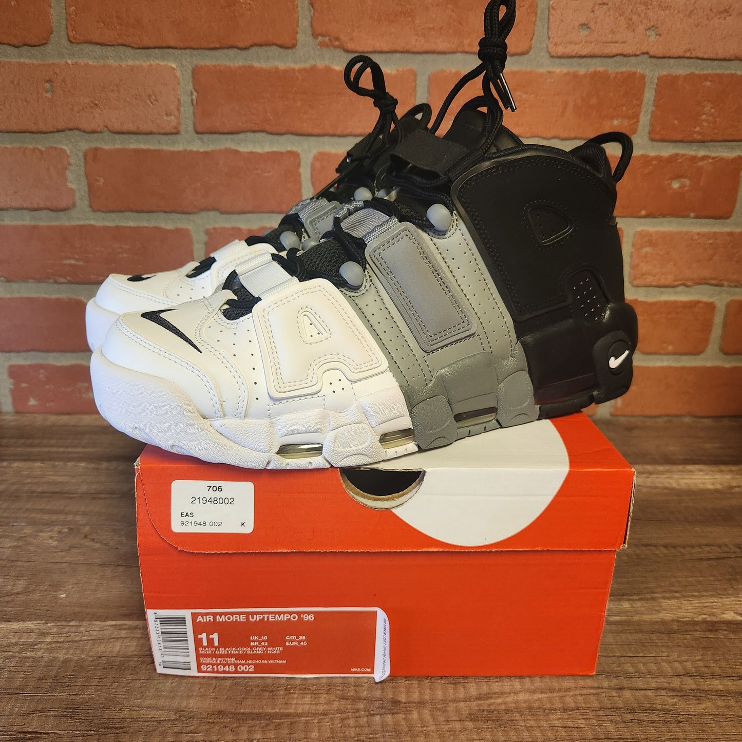 DS Nike Air More Uptempo Tricolor