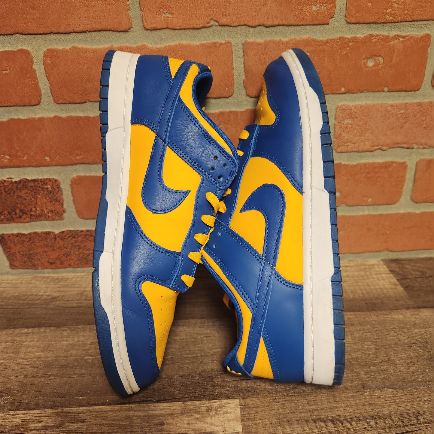 Nike Dunk Low UCLA