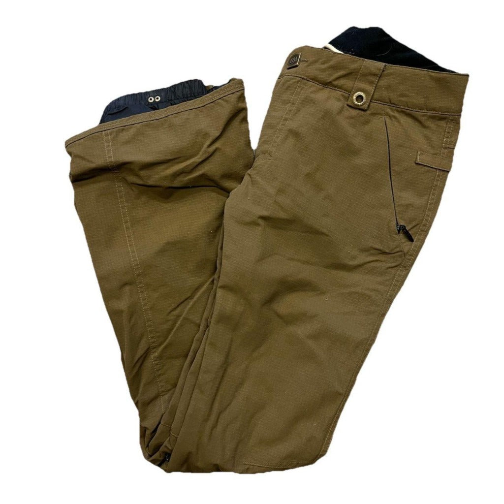 Yesterday's Fits Depop: img3