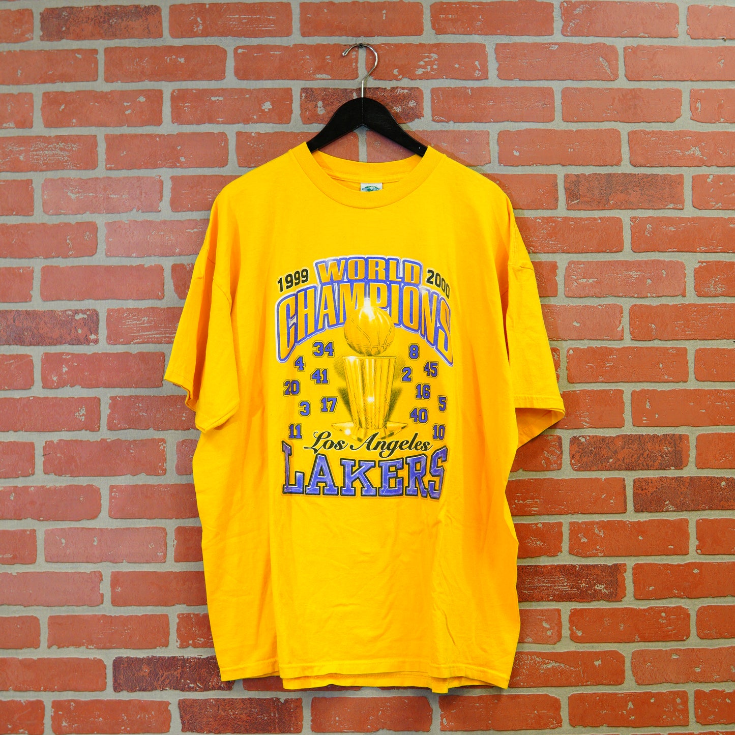 VTG 2000 NBA Los Angeles Lakers Championship Can You Dig It Tee