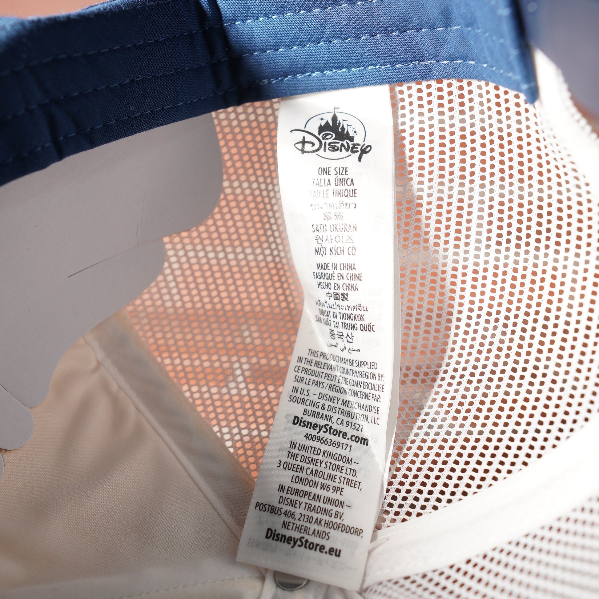 DS Disney/Pixar Finding Nemo Trucker Hat Yesterday's Fits Clothing Fashion Vintage Streetwear Fashion Item