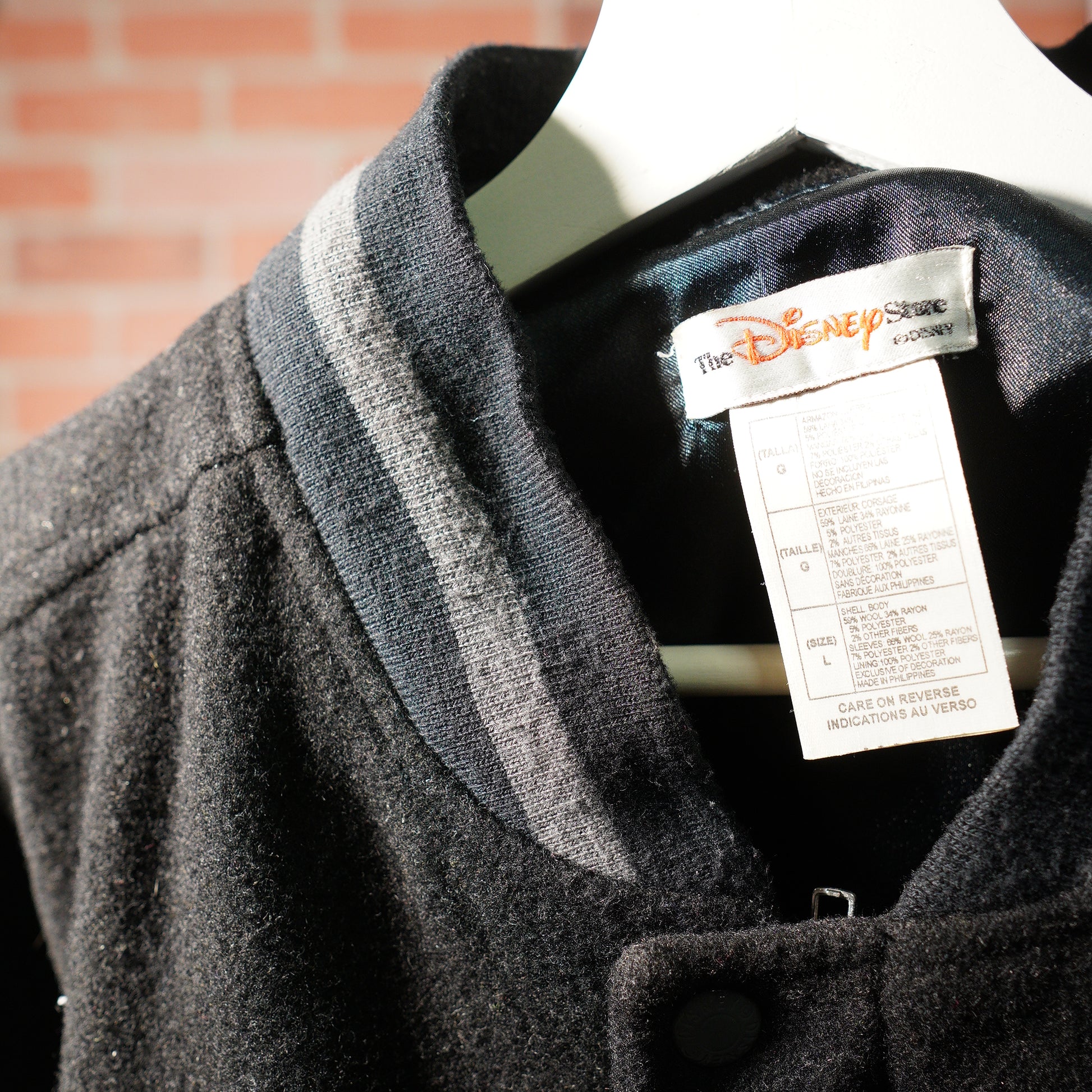 VTG The Disney Store Mickey Jacket Yesterday's Fits Clothing Fashion Vintage Streetwear Fashion Item