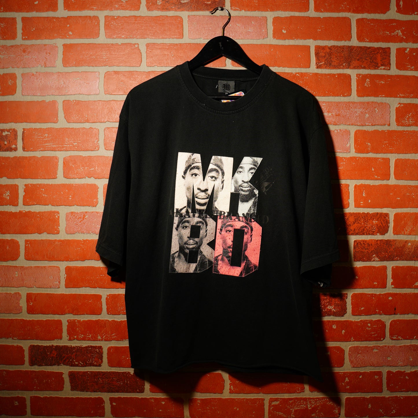 VTG Y2K Makaveli Branded 2Pac Faces Tee