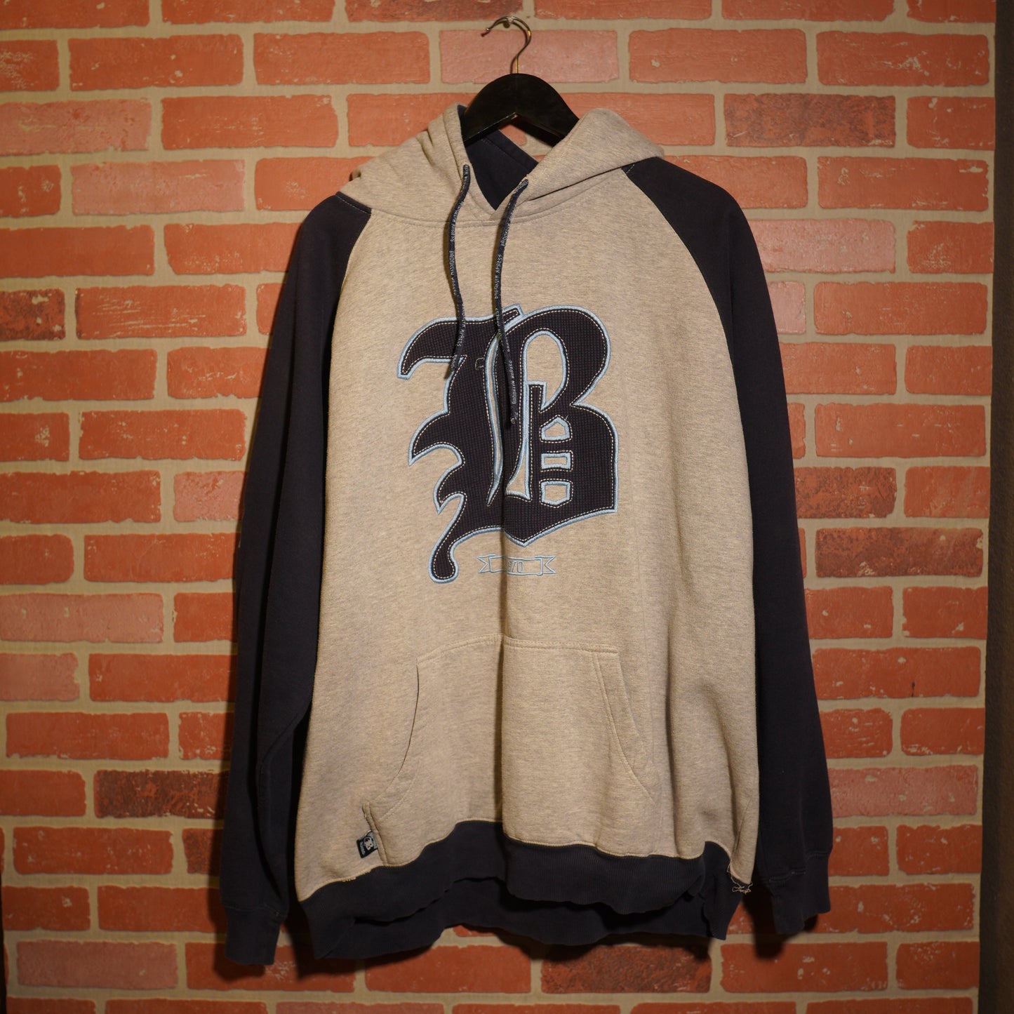 VTG Y2K Brooklyn Grey Logo Hoodie