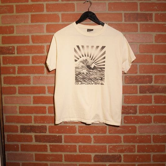 VTG Y2K Quiksilver White Wave Ocean Tee