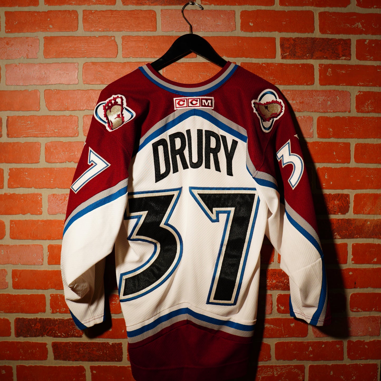 VTG NHL Colorado Avalanche Drury Hockey Jersey