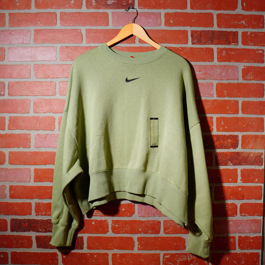 DS Women's Nike Light Green Center Swoosh Crewneck