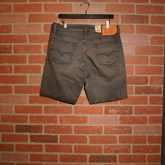 DS Levis 501 Black Distressed Shots