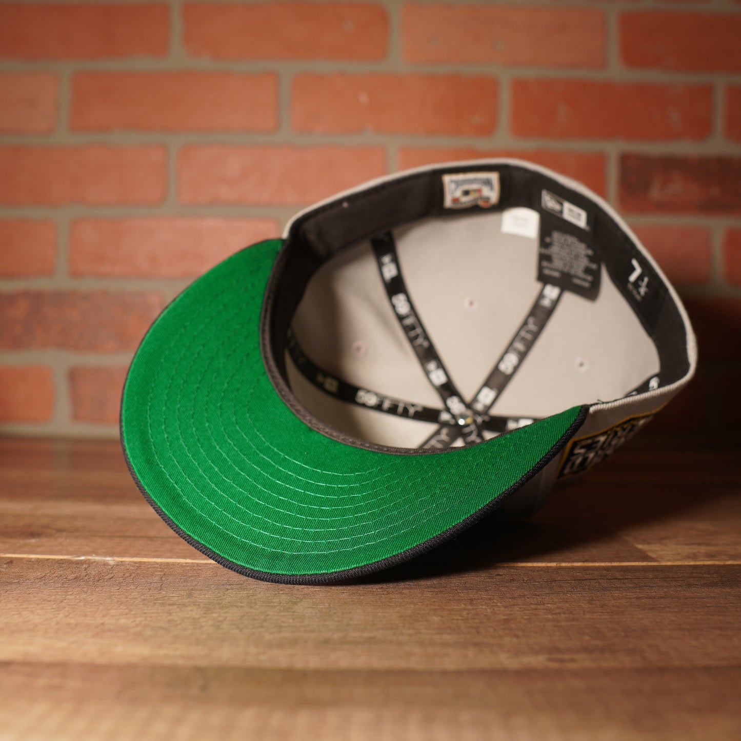 New Era MLB Los Angeles Dodgers Repeating Script Fitted Hat