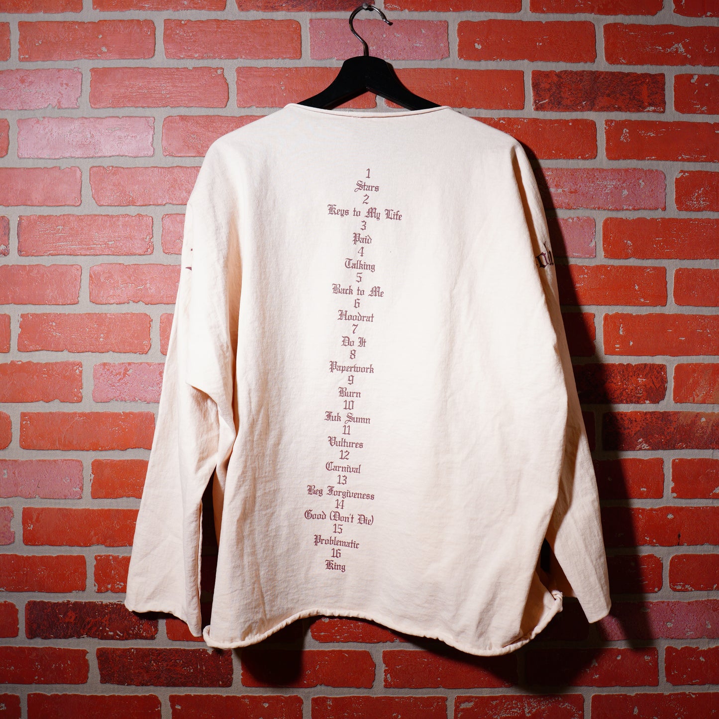 Vultures Tracklist L/S Tee