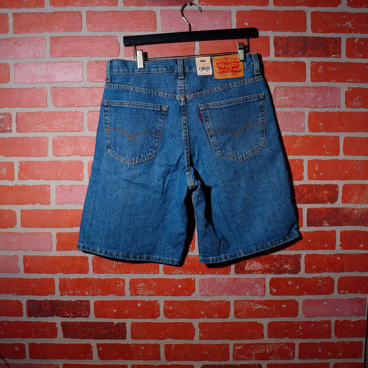 DS Levis 550 Black Denim Jean Shorts